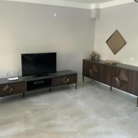 Luxury Z-Apart Family Homes 2 Bedrooms Wifi Near Metro Zeytinburnu Estambul Exterior foto
