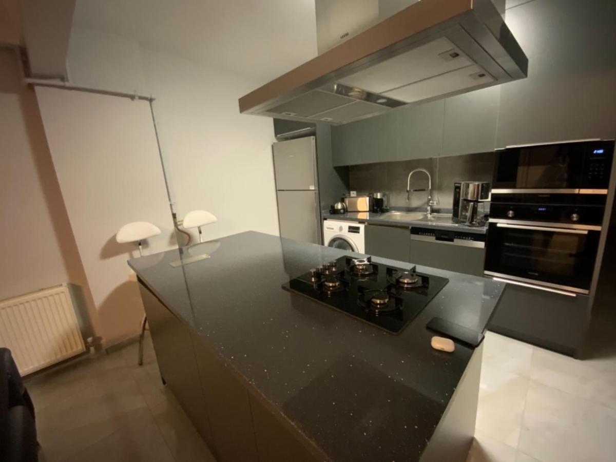 Luxury Z-Apart Family Homes 2 Bedrooms Wifi Near Metro Zeytinburnu Estambul Exterior foto