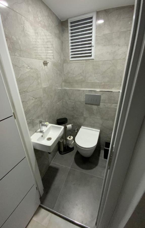 Luxury Z-Apart Family Homes 2 Bedrooms Wifi Near Metro Zeytinburnu Estambul Exterior foto