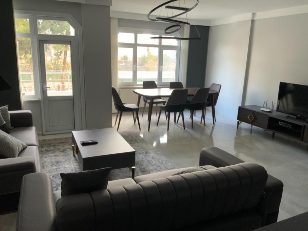 Luxury Z-Apart Family Homes 2 Bedrooms Wifi Near Metro Zeytinburnu Estambul Exterior foto